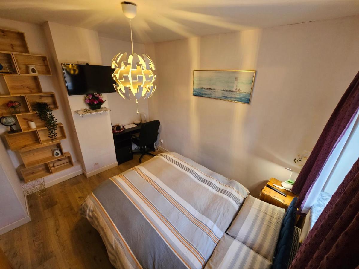 Private Room In Dublin Exterior foto